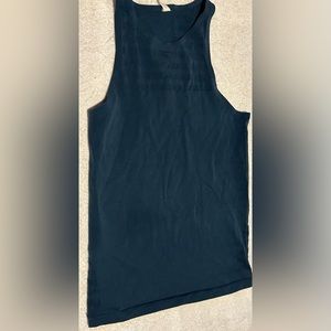 Lululemon Reveal Tank submarine size 10